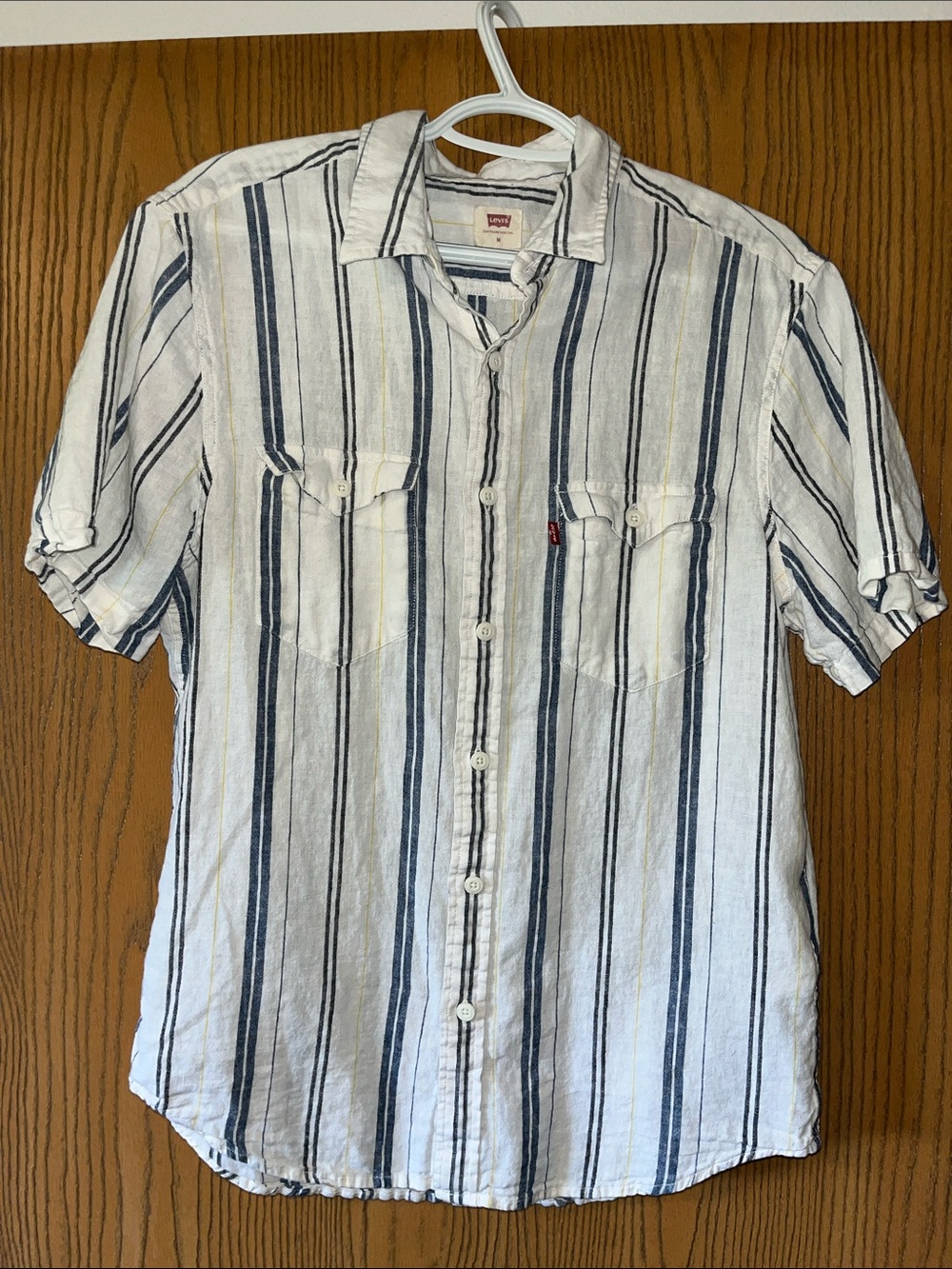 Levi's Men’s Short-Sleeve White Shirt with Blue Vertical Stripes